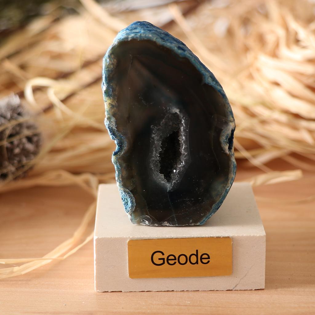 Natural Crystal Geode Fluorite Ornaments Rock for Table Decoration Blue