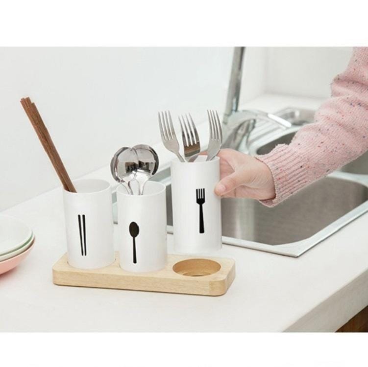 Multifunctional Household Tableware Desktop Storage Box Drain Chopsticks Storage Box (White)