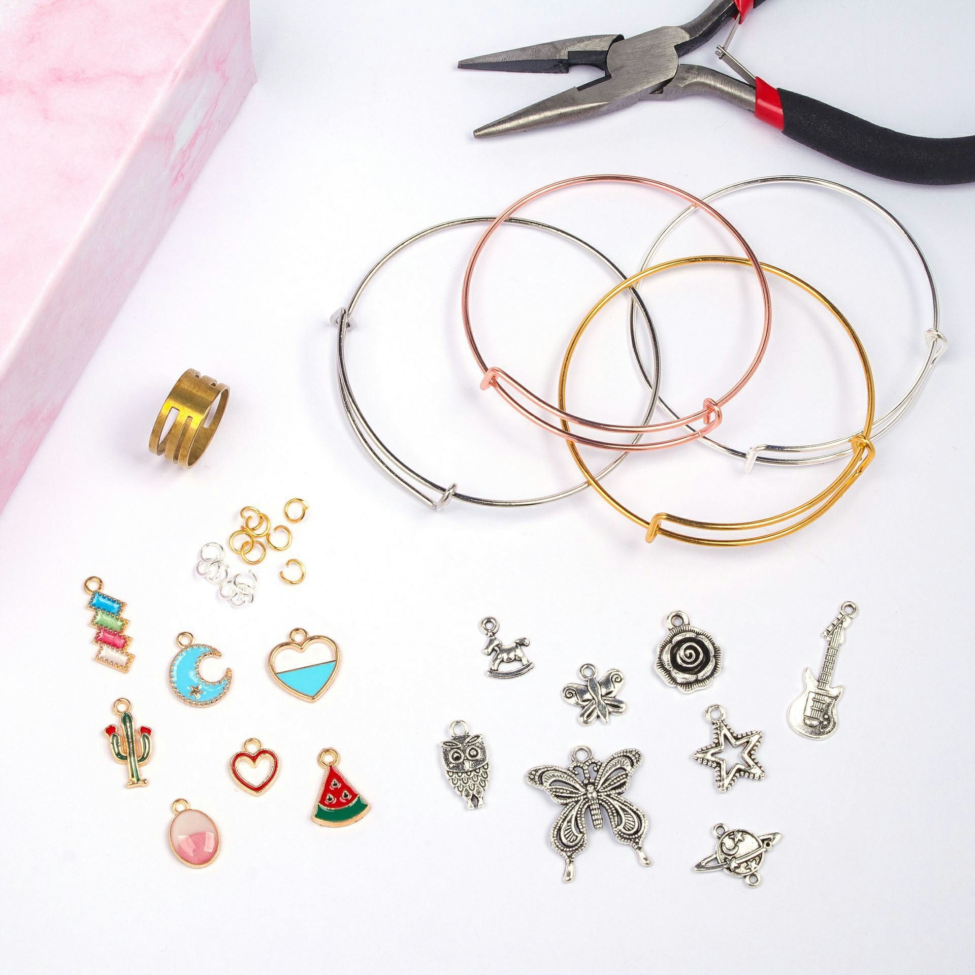 302Pcs Kids Bracelet Making Kit Girls Bangle Making DIY Bracelet Alloy Pendants Set with Gift Box