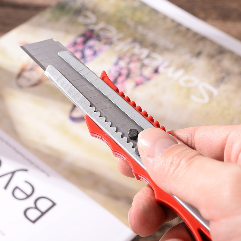 Large Size Utility Knife Paper Cutter with Stainless Steel Blade, Random Color Delivery