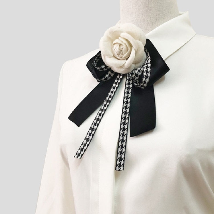 Ladies Three-dimensional Camellia Bow-knot Bow Tie Brooch Clothing Accessories(White)