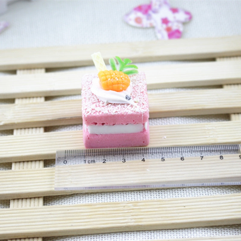 Square Creamy Cake Kids Kitchen Toys Similation Bakery Cute Cake Photography Food Props, Random Color Delivery