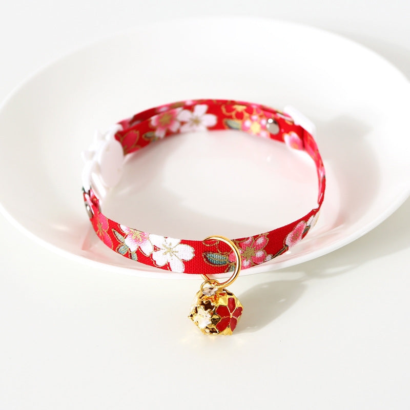Adjustable Pet Flower Hollow Bell Collar Cat Dog Collar Accessories, Specification: S 17-32cm(Red)