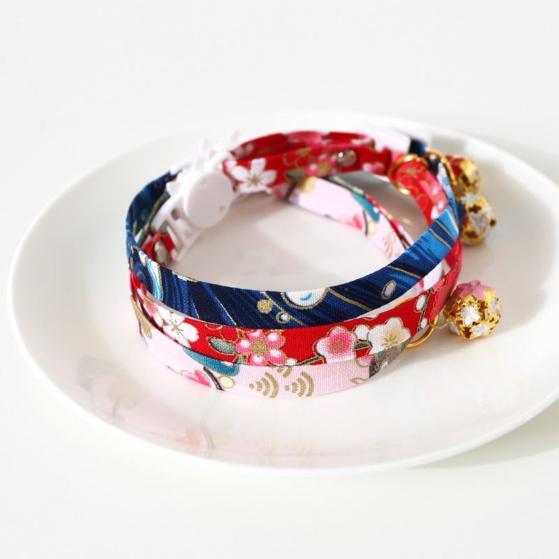 Adjustable Pet Flower Hollow Bell Collar Cat Dog Collar Accessories, Specification: S 17-32cm(Blue)