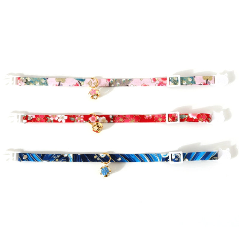 Adjustable Pet Flower Hollow Bell Collar Cat Dog Collar Accessories, Specification: S 17-32cm(Blue)