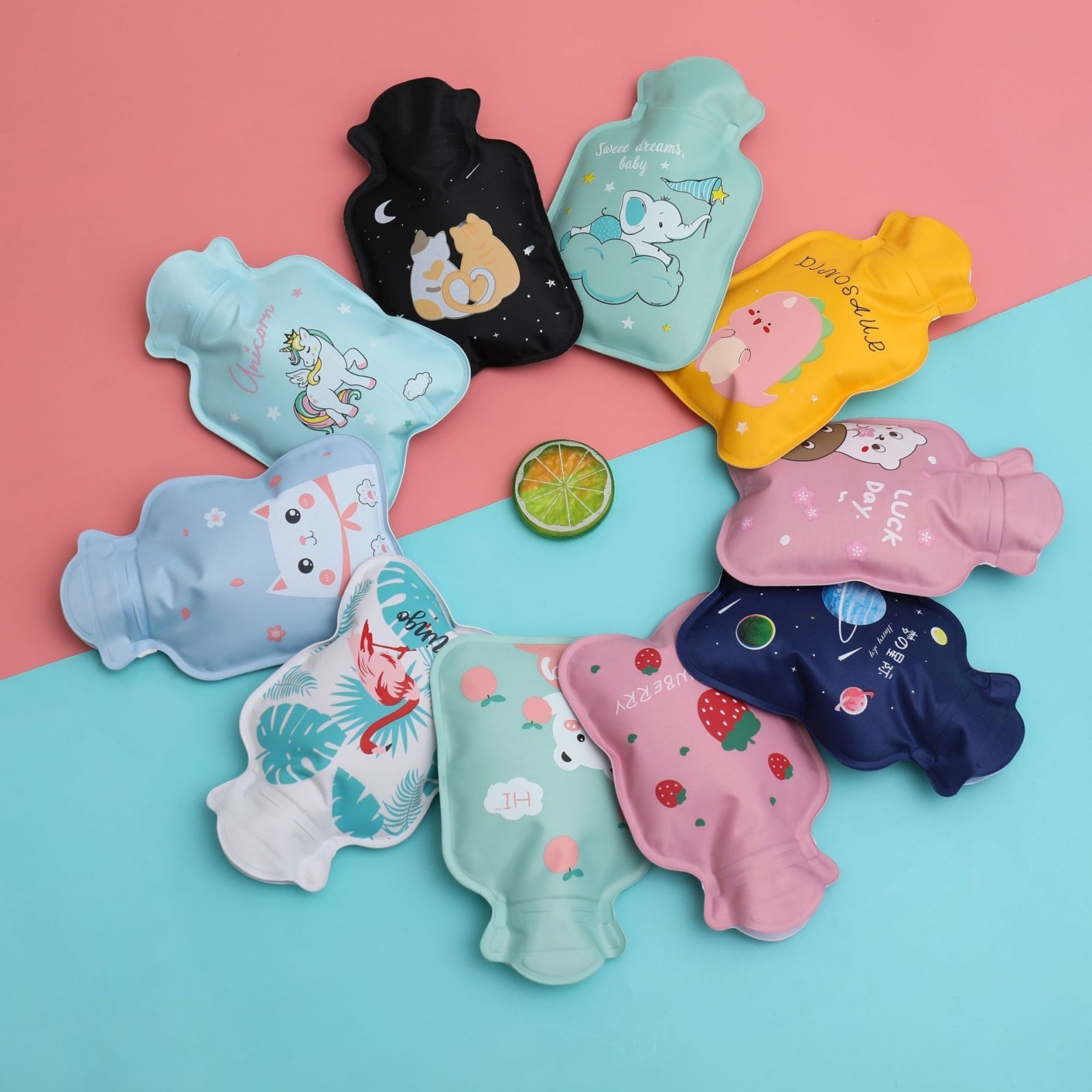 Small 17x11cm Cartoon Water Filled Hot Water Bag Mini High Density PVC Winter Warm Water Bag, Style and Color Random Delivery