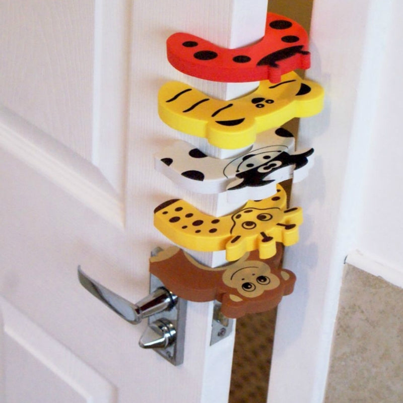 Baby Proofing Door Stoppers Finger Safety Guard Holder Lock Safety Guard Finger Protect Toy For Baby Random Color Delivery 2 pcs
