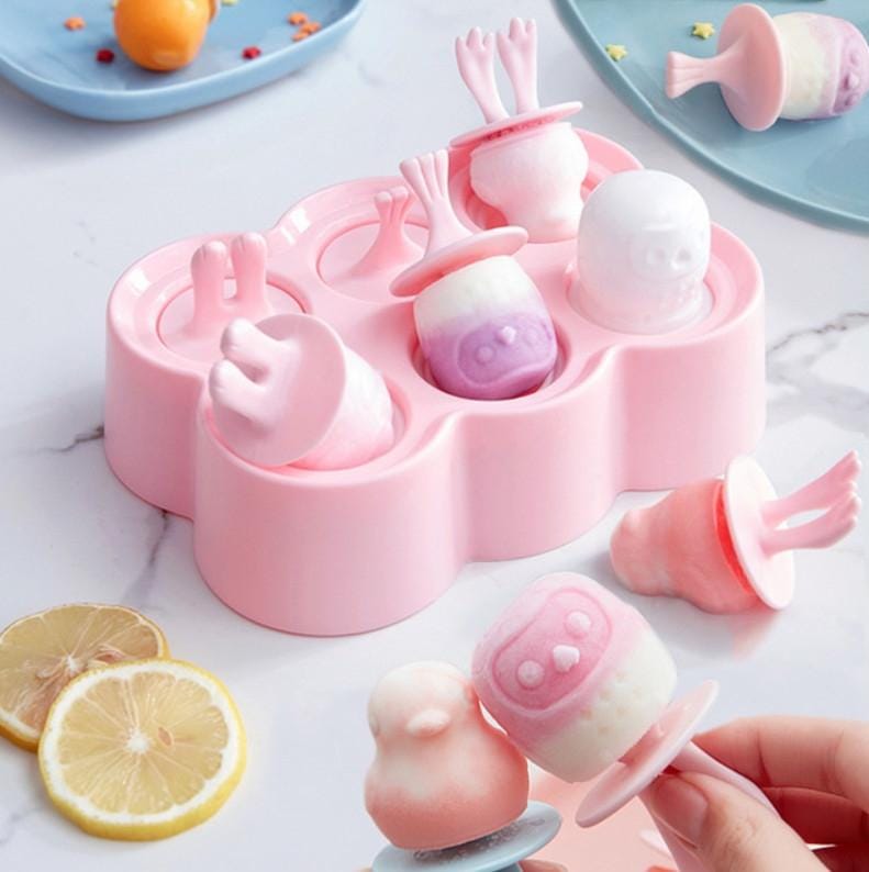 2 PCS Cartoon Silicone Foot Shape DIY Popsicle Mould Six Grid Ice Cream Ice Cube Random Style / Color Delivery