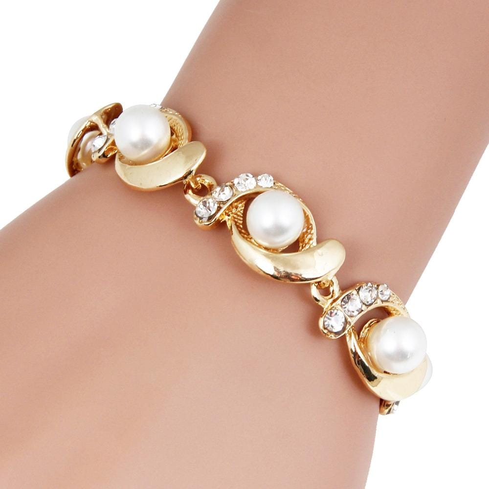 Women Fashion Trendy Pearl Chain Crystal Bracelet (gold)