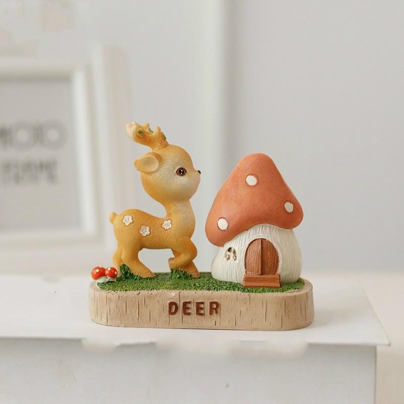 Cute Cartoon Deer Multi-function Pen Holder Resin Decoration ( Dream Deer B)