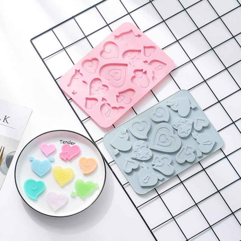 4 PCS Love Shape Silicone Ice Tray Biscuit Mold Chocolate Epoxy Fudge Baking Mold (Blue)