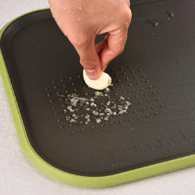 Multifunctional Anti-skid Double-sided Cutting Board Fruit Plastic Cutting Board, Style:Square