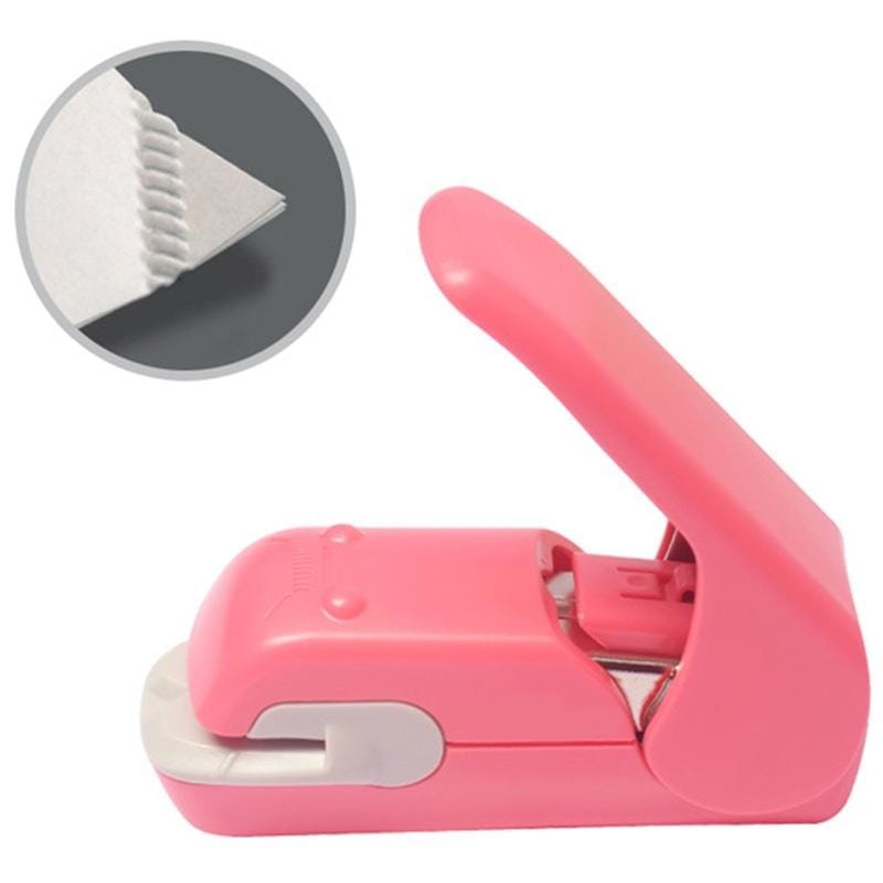 KOKUYO Creative Student Stationery Environmental Friendly Needle Embossed Stapler (Pink)