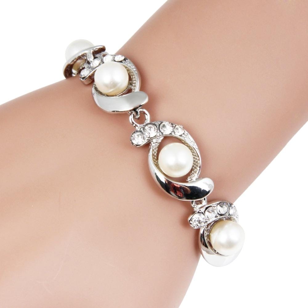 Women Fashion Trendy Pearl Chain Crystal Bracelet (Silver)