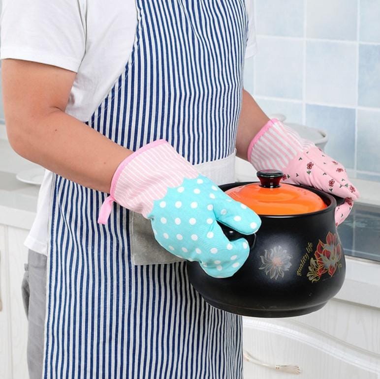 2 PCS Heat Insulation Gloves For Microwave Oven Thickened High Temperature Resistant Anti-scald Kitchen Baking Gloves Random Color Delivery