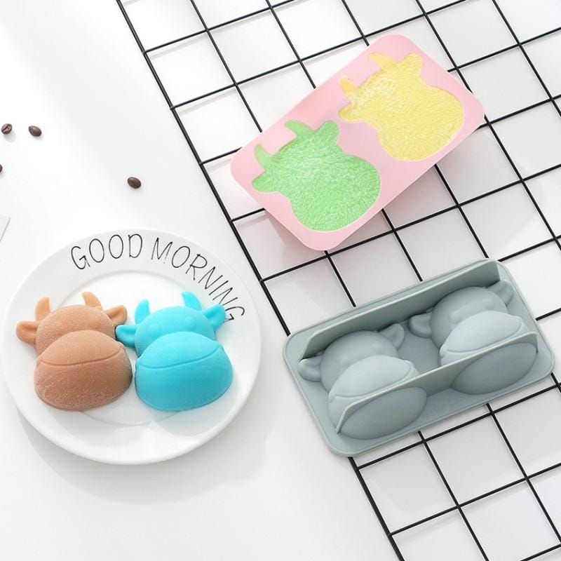 4 PCS Cow Head Silicone Cake Mold Baking Tool Ice Cube Handmade Soap Chocolate Mold (Blue)