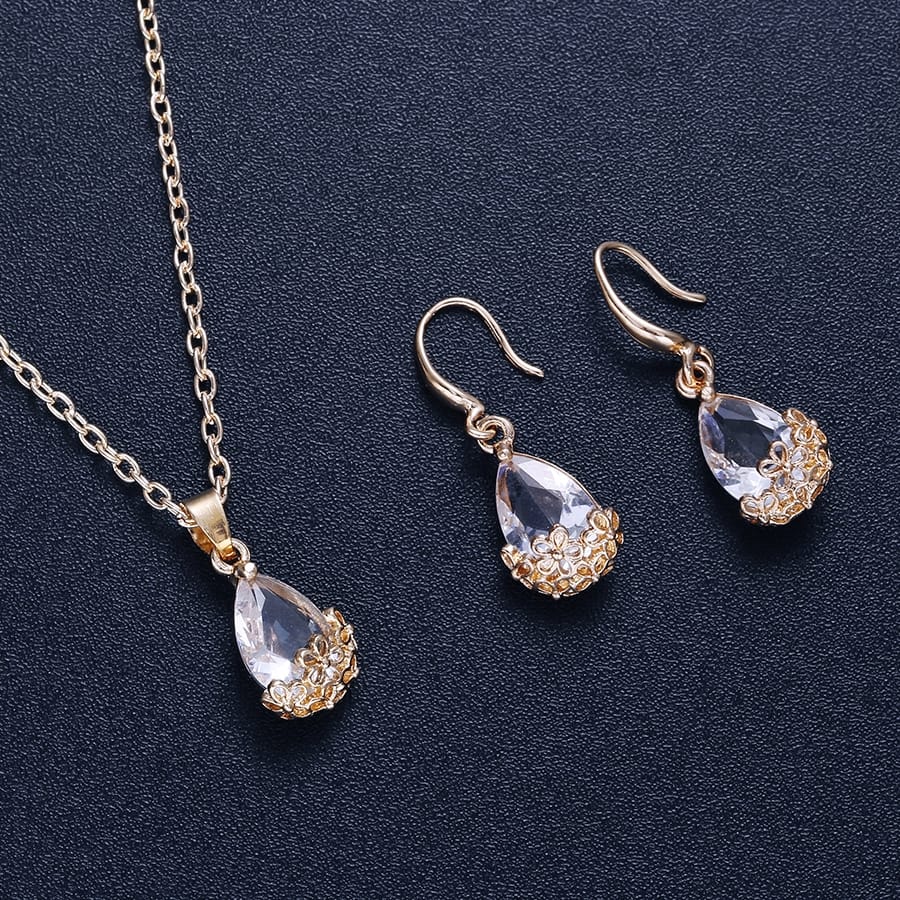 2 Sets Fashion Water Drop Crystal Zircon Necklace Stud Earrings Jewelry Sets For Women (Silver)