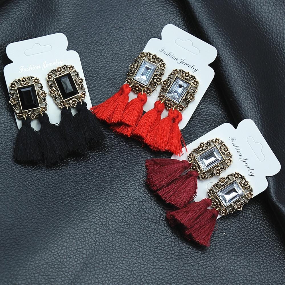 Gemstone Court Fringe Long Earrings Bohemian Tassels Fringe Exaggerated Vintage Stud Earrings (Black)