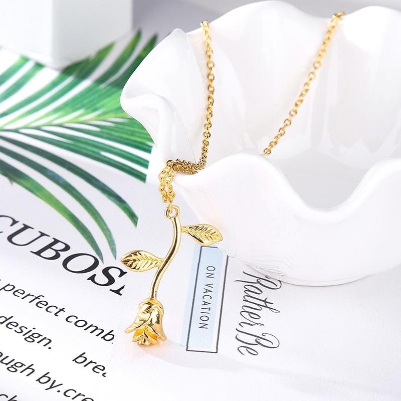 Rose Pendant Necklace Cute Flower Plant Clavicular Chain Jewelry Necklace (Gold)