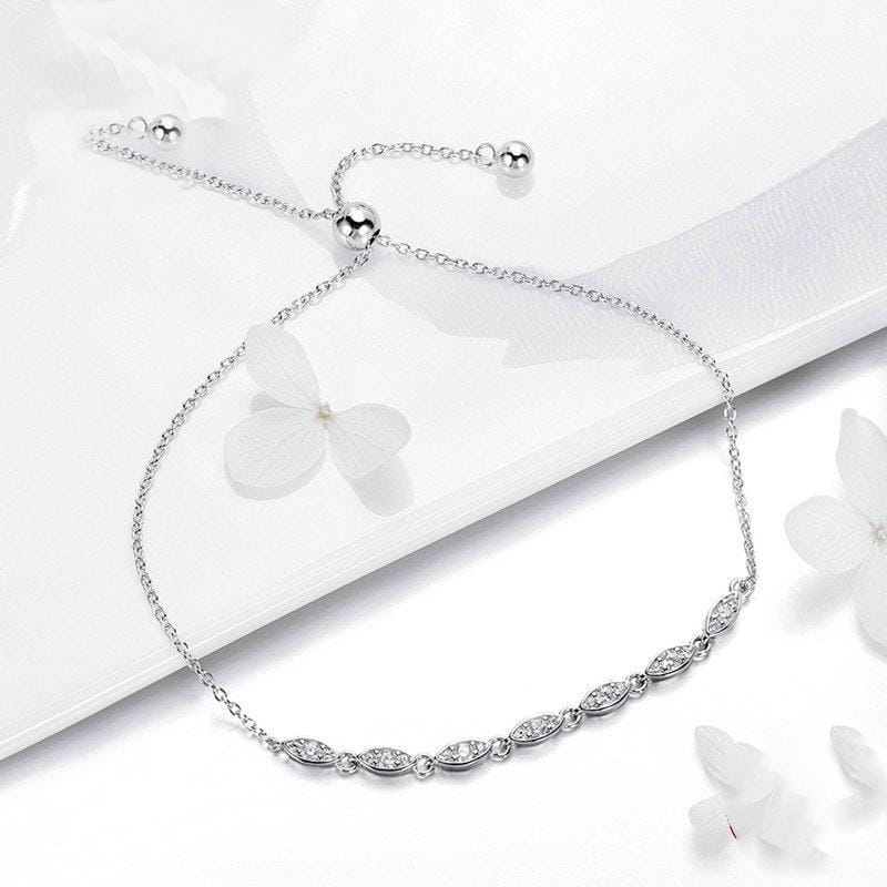 Simple Beauty S925 Sterling Silver Inlaid Zircon Bracelet