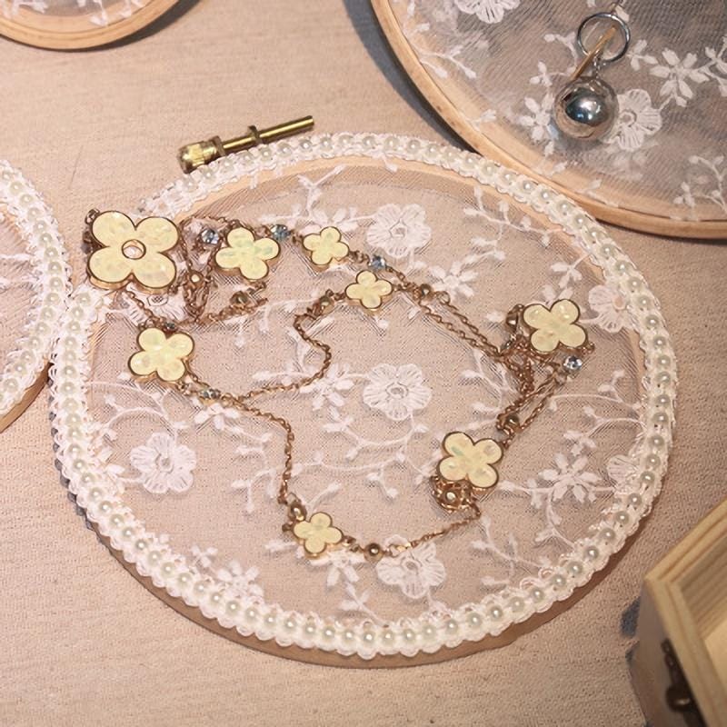 Round Embroidery Shed Lace Pad Jewelry Rack Earrings Storage Display Stand, Lace Pearl Version, Size: L (Wood)