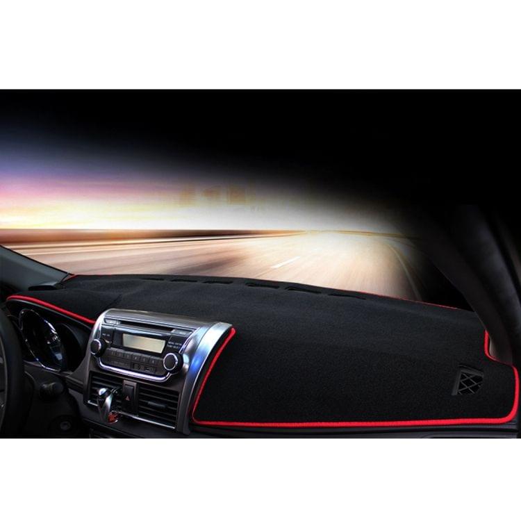 Dark Mat Car Dashboard Cover Car Light Pad Instrument Panel Sunscreen Car Mats for Land Rover (Please note the model and year)(Red)