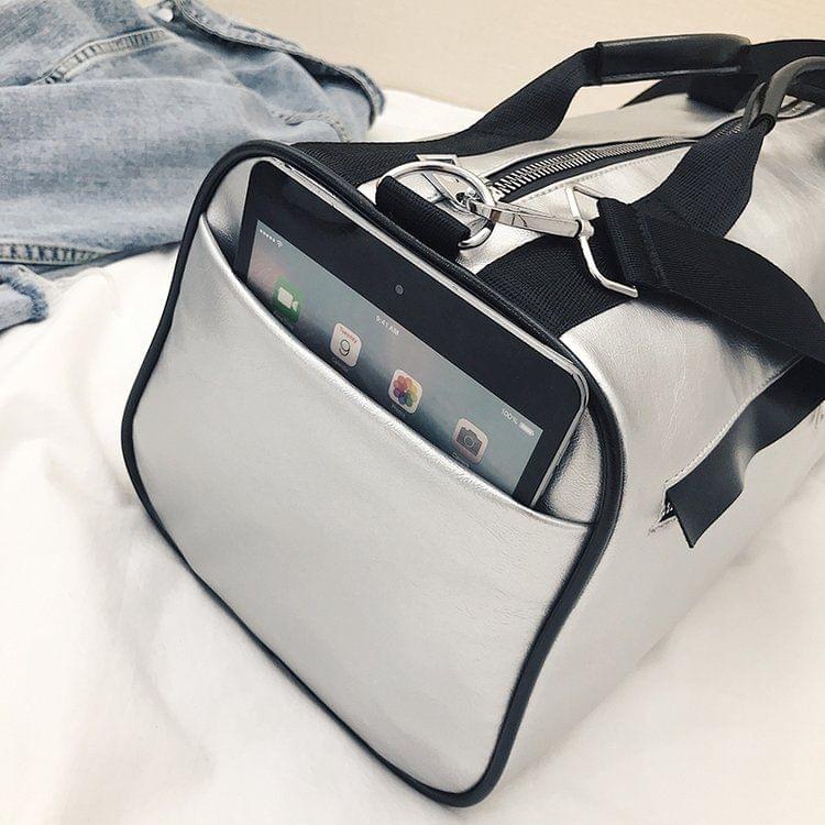 PU Leather Shoulder Travel Bag Leisure Sport Handbag with Shoes Socket (Silver)