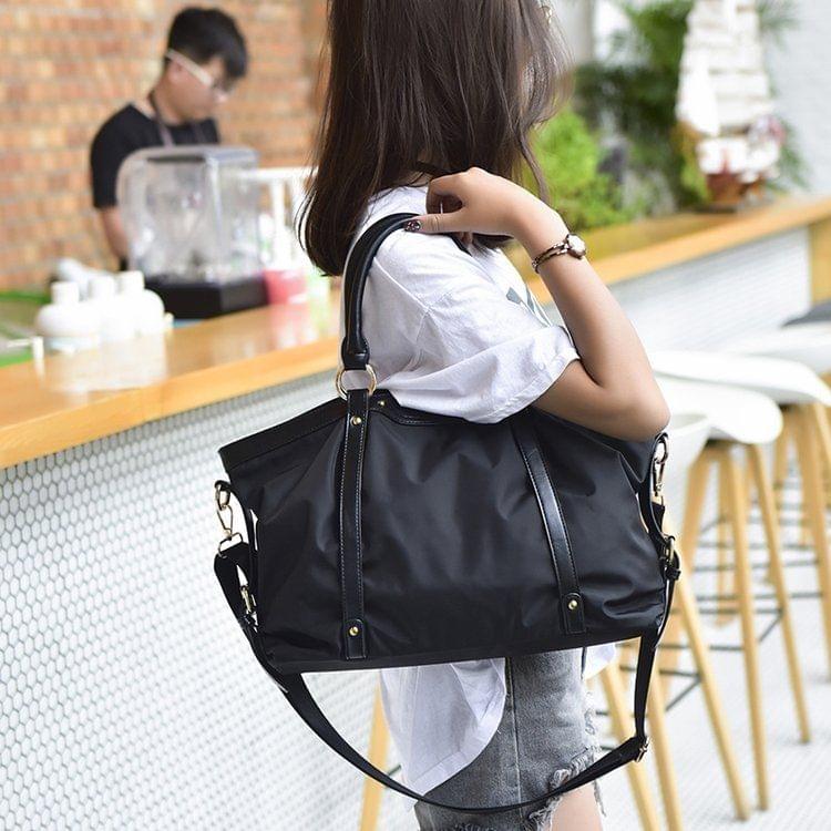 Leisure Nylon Shoulder Travel Bag Sport Handbag (Black)