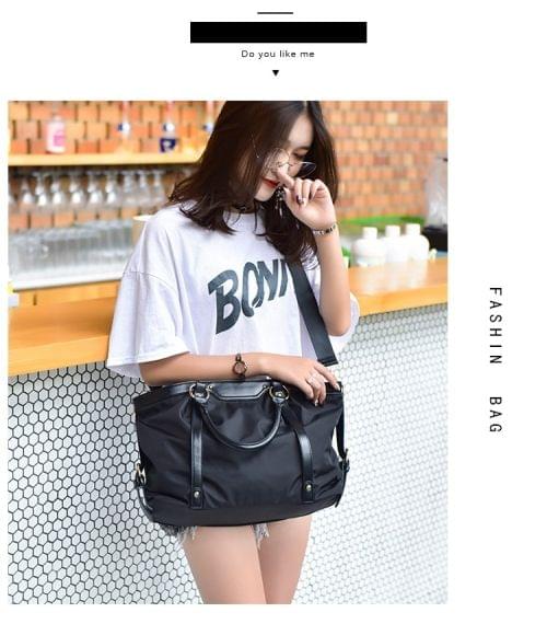 Leisure Nylon Shoulder Travel Bag Sport Handbag (Black)
