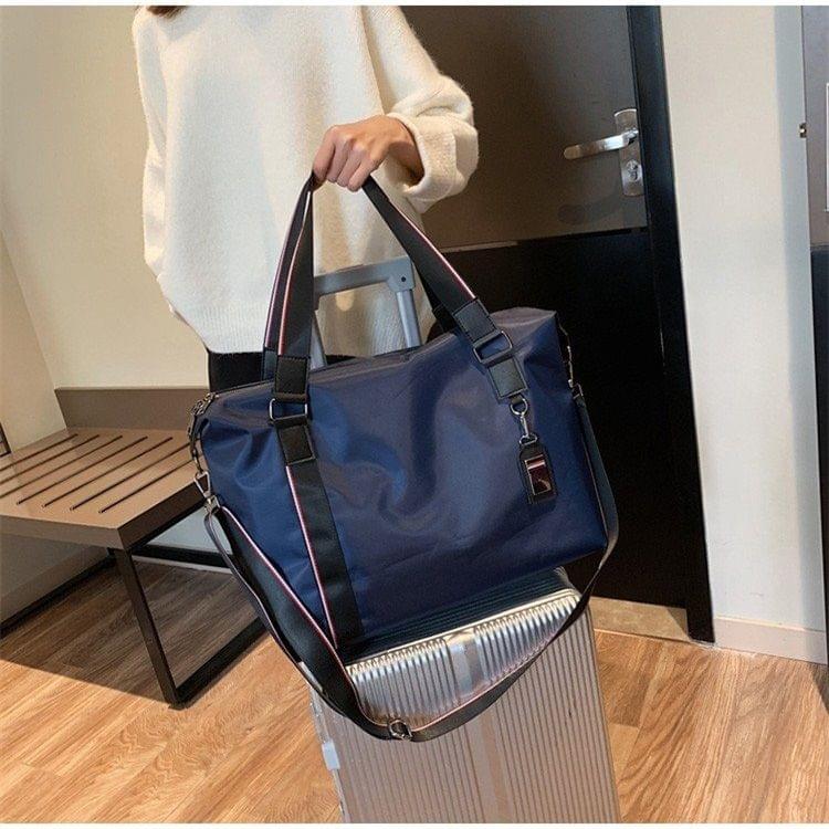 Nylon Shoulder Travel Bag Leisure Handbag (Black)
