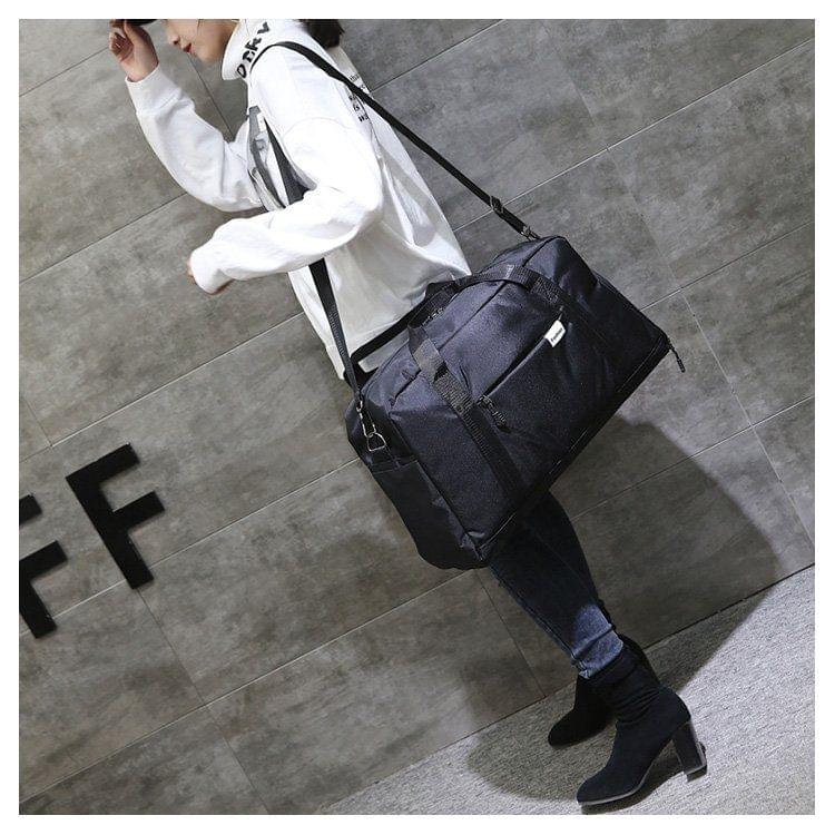 Soft Nylon Cloth Shoulder Travel Bag Sports Gym Handbag (Black)