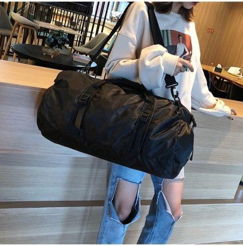 Foldable Nylon Shoulder Travel Bag Leisure Sport Handbag (Black)