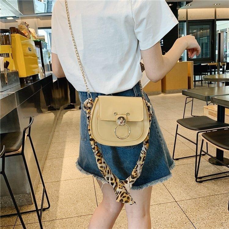 Scarf Small Ring Lock Buckle PU Leather Chain Single Shoulder Bag Ladies Handbag Messenger Bag (Yellow)