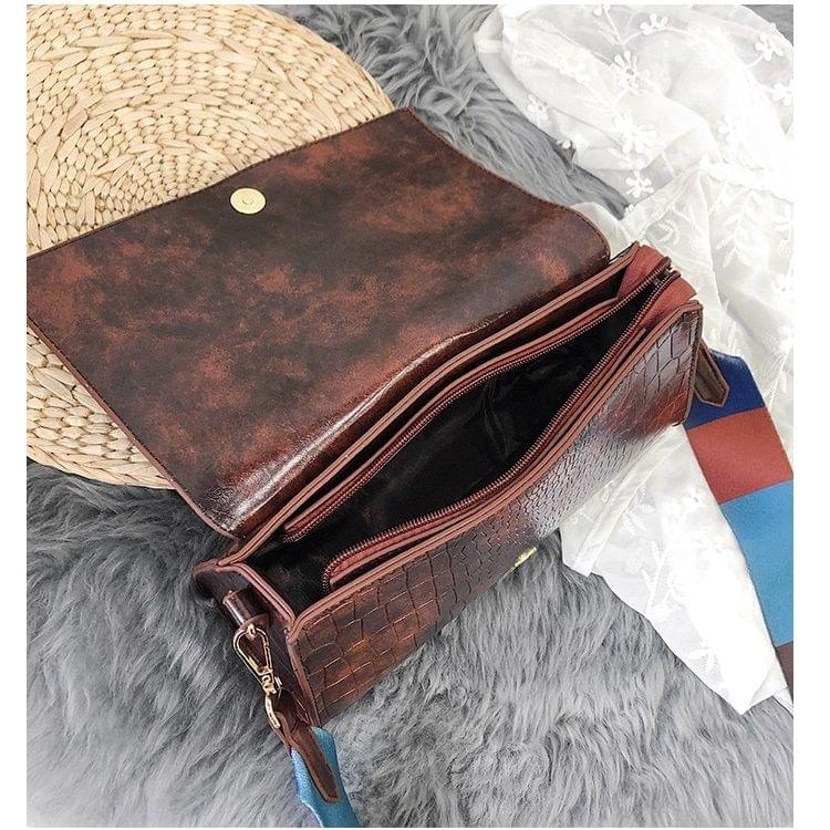 Long Crocodile Pattern Retro Casual Shoulder Bag Ladies Messenger Bag Handbag (Black)