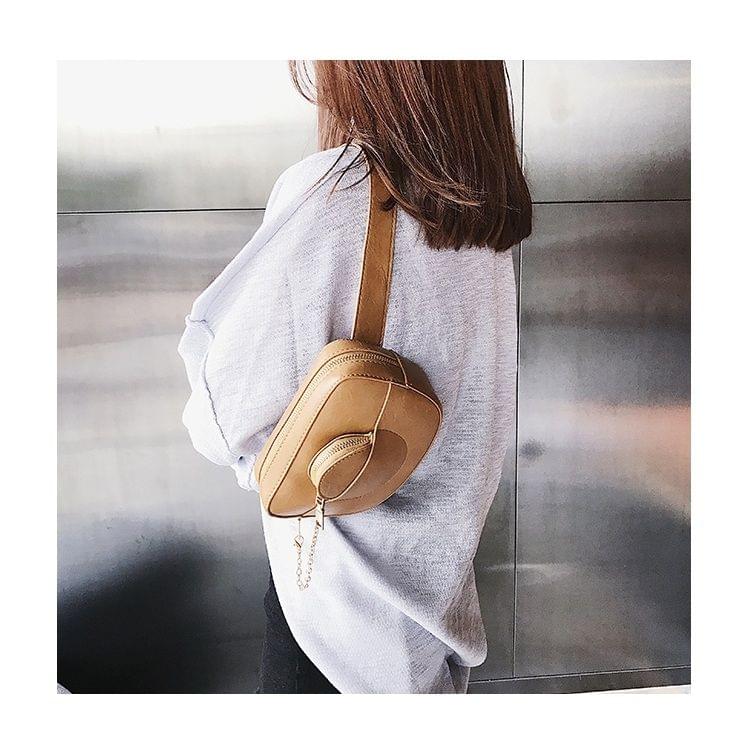 Dual-use PU Leather Shoulder Bag Chest Bag Waist Bag (Khaki)