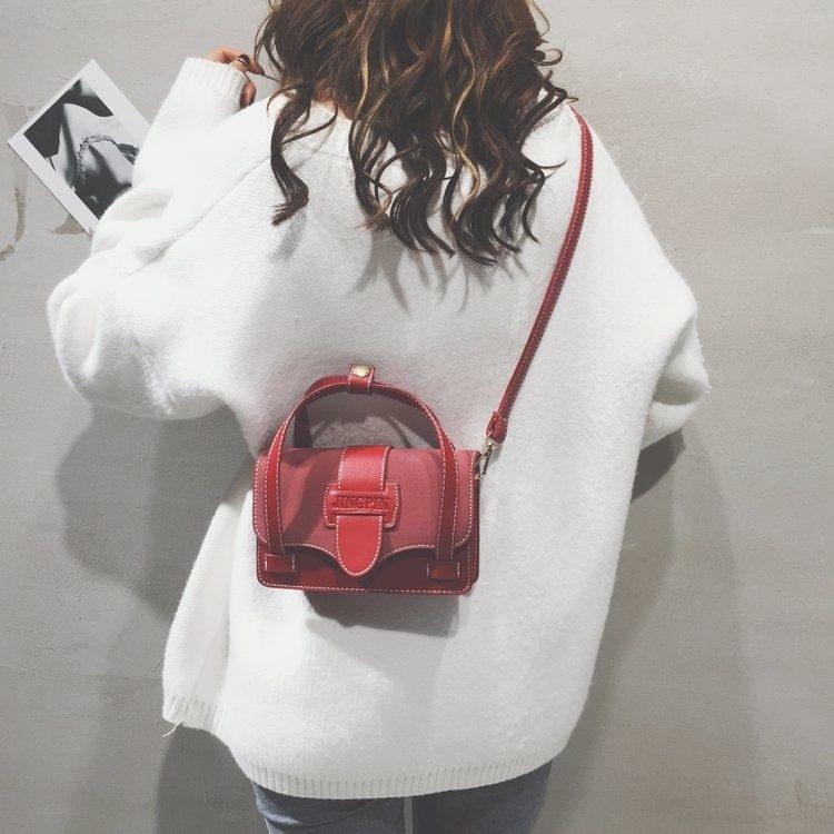Big Belt Buckle Fahion PU Leather Shoulder Bag Ladies Handbag Messenger Bag (Red)
