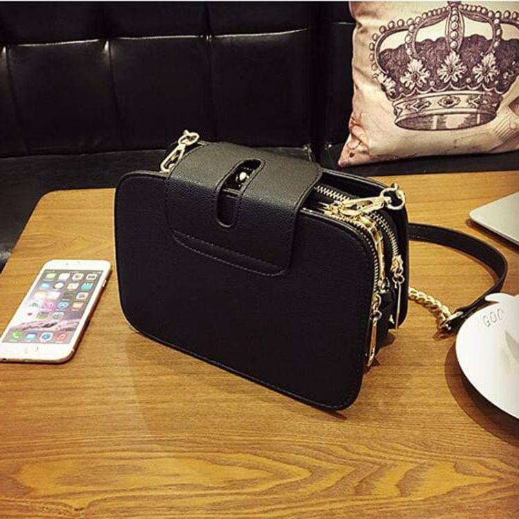 Fashion Women Shoulder Chain Strap Flap Designer Handbags Clutch Bag Ladies Messenger Bags with Metal Buckle(Black)