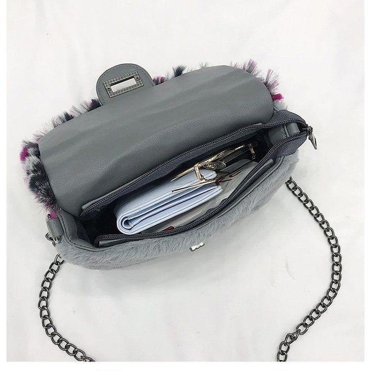 Casual Plush Chain Bag Ladies Handbag Single Shoulder Bag (White)