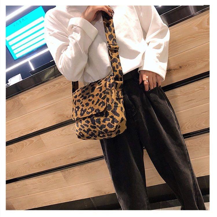 Leisure Fashion Leopard Print Slant Shoulder Bag