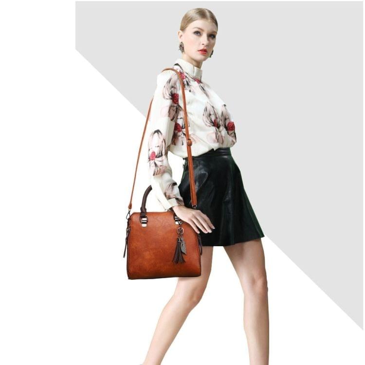 4 in 1 Crazy Horse Texture PU Leather Shoulder Bag Ladies Handbag Messenger Bag with Tassel (Red)