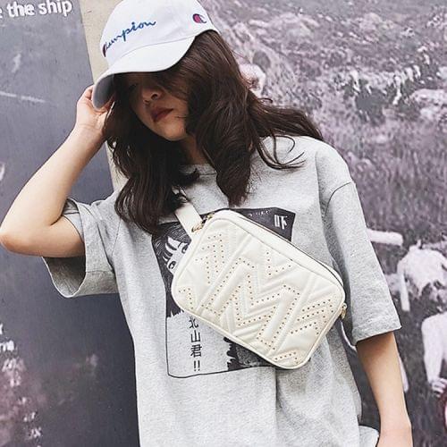 Rivet PU Leather Chain Single Shoulder Bag Waist Bag Messenger Bag (White)