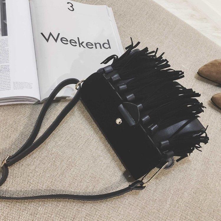 Matte PU Leather Tassel Single Shoulder Bag Ladies Handbag Messenger Bag (Black)