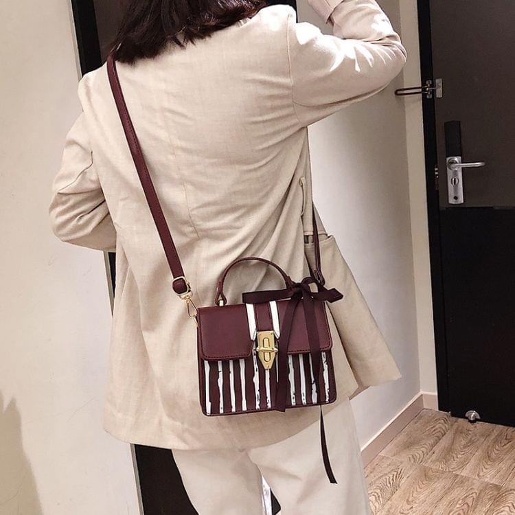 Stripe Pattern Lock Buckle PU Shoulder Bag Ladies Handbag Messenger Bag with Silk Ribbon (Red)