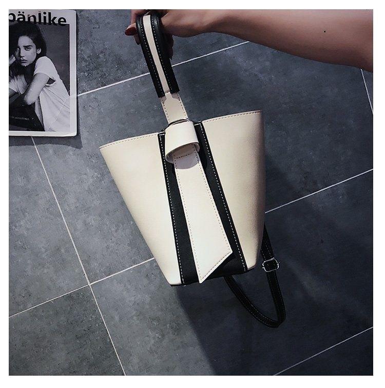 PU Shoulder Bag Ladies Handbag Messenger Bag (Black)