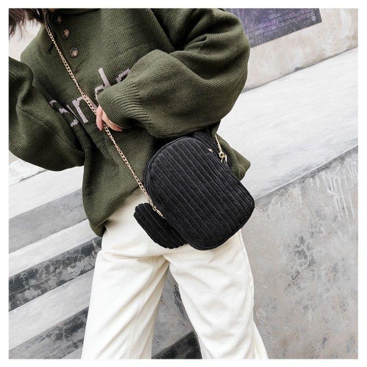 Cactus Fashion Plush Women Tote Chain Phone Case Messenger Bag (Black)