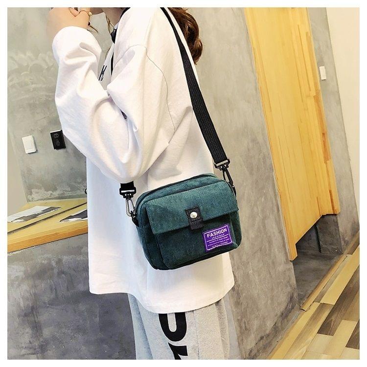 Corduroy Messenger Bag Fashion Plush Ladies Handbag Small Square Bag Mobile Phone Bag (Green)