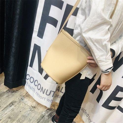 Casual Multifunctional PU Leather Bucket Style Crossbody Shoulder Bag (White)