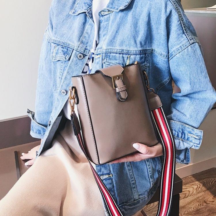 PU Leather Shoulder Travel Backpack Bag (Grey)