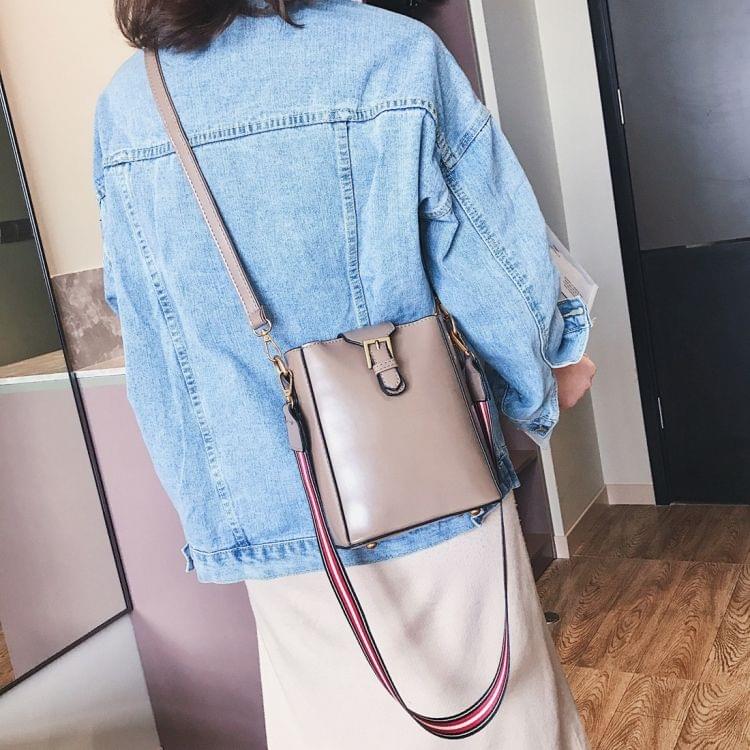 PU Leather Shoulder Travel Backpack Bag (Grey)