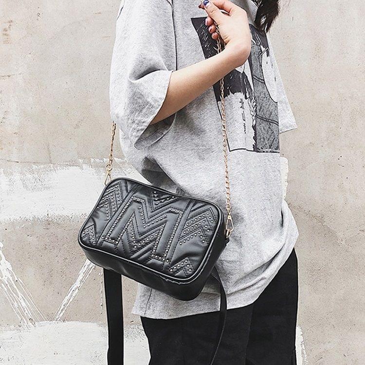 Rivet PU Leather Chain Single Shoulder Bag Waist Bag Messenger Bag (Black)